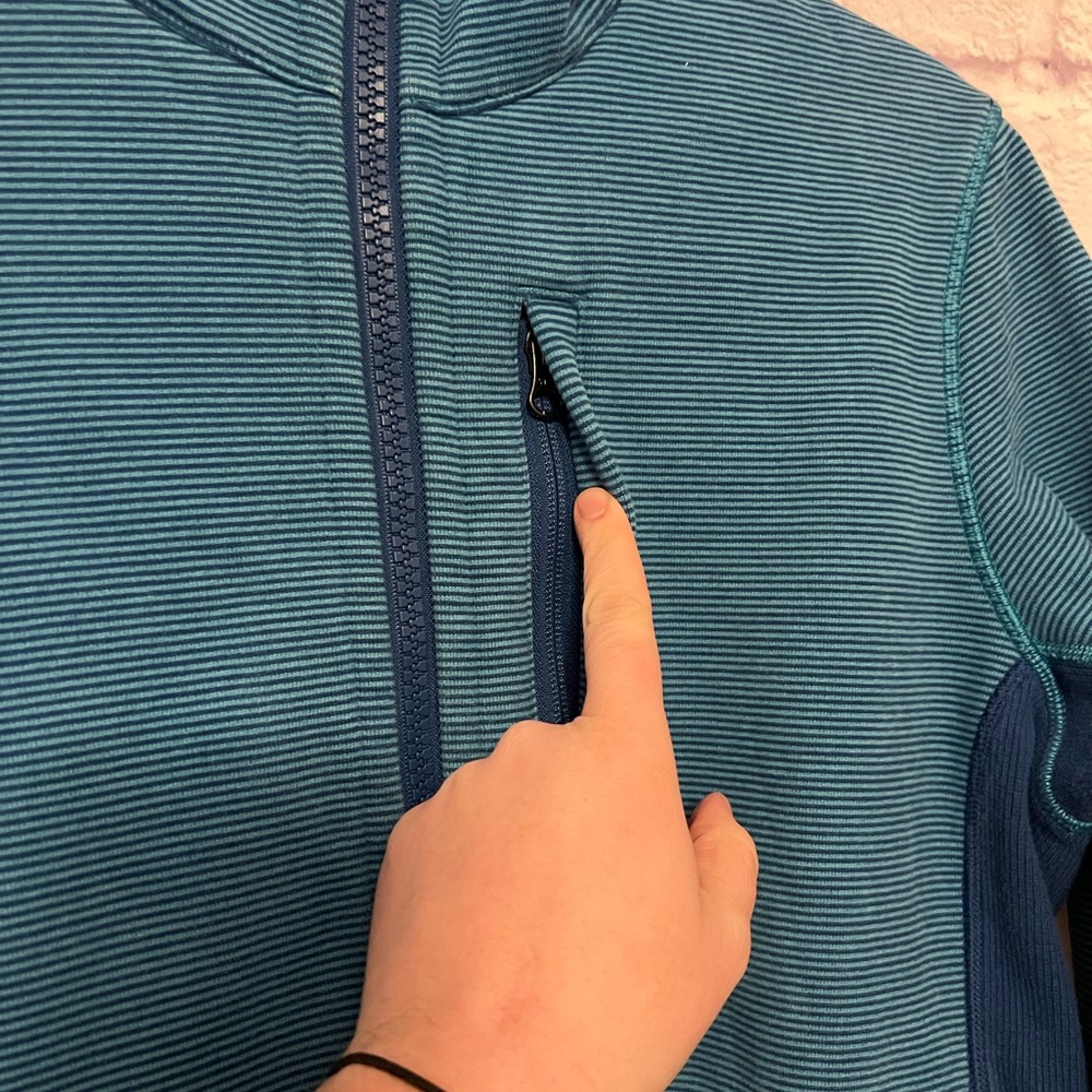 Lululemon Men's Scuba Hoodie - Picture 9 of 11